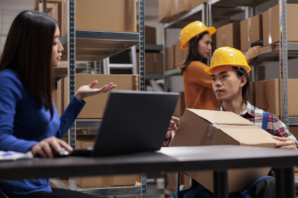 what are the benefits of a virtual warehouse